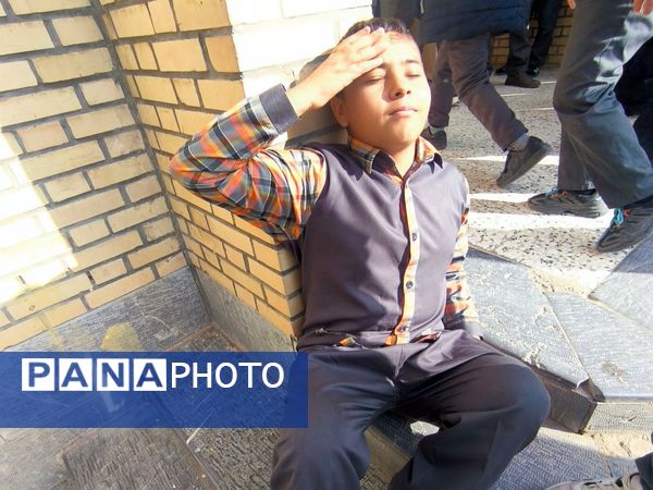 مانور زلزله در دبستان شهید پسندیده فدافن  