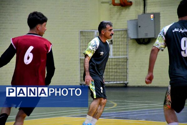 آغاز مسابقات ورزشی فرهنگیان عشایر فارس