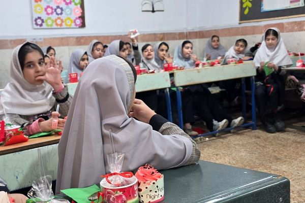 یلدا؛ پیوند شادی و فرهنگ در دبستان شهید آقچه‌لو 