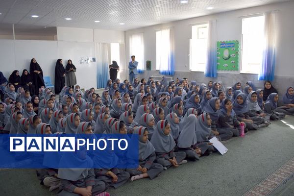 زنگ سپاس معلم در مدارس شهرستان بهاباد