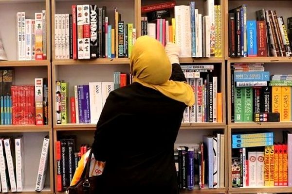 میانگین مطالعه روزانه مردم فقط ۱۰ دقیقه؛ رمان همچنان محبوب‌ترین انتخاب کتاب‌خوان‌ها