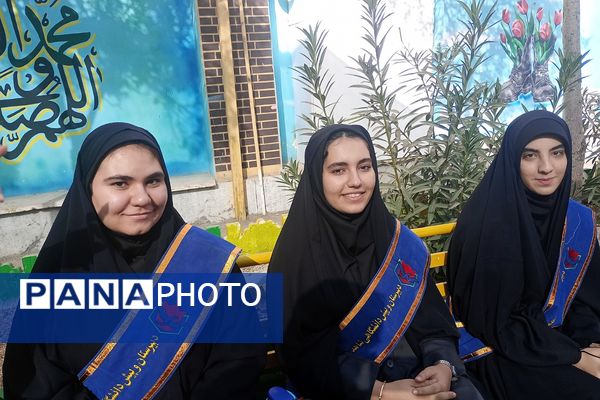 جشن ولادت حضرت عبدالعظیم حسنی (ع) در آموزشگاه شاهد ندای فاطمه (س)