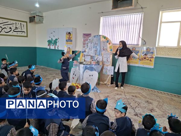جشن آموزشی «دندان شش» در دبستان حضرت قاسم‌ابن‌الحسن(ع)