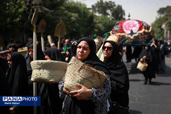 آیین سنتی کاروان عزاداری بنی اسد در تهران
