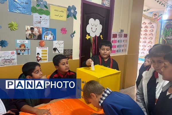 از کلاس تا صندوق رأی؛ تمرین مسئولیت در مدارس فشافویه