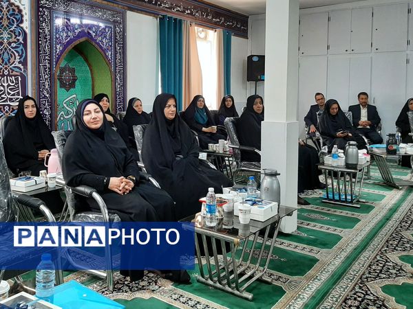 رویداد تقویت نقش معلم در جهت ارتقاء استعداد و توانمندی دانش‌آموزان 