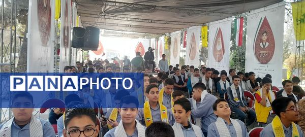 برگزاری مراسم سالروز شهادت شهید حسین فهمیده و آغاز هفته نوجوان و بسیج دانشآموزی در گلزار شهدای تهران