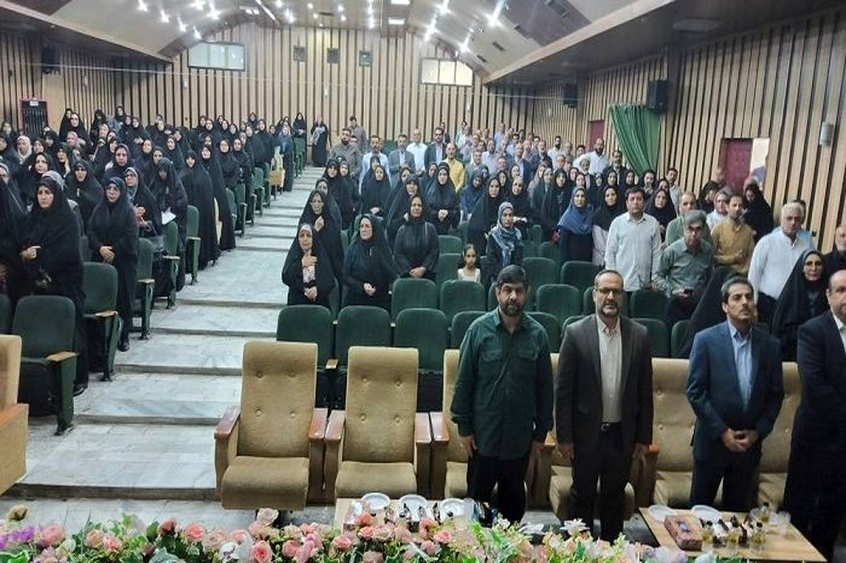 مدیر مدرسه باید قدرت انسجام دادن فکری به برنامهها را داشته باشد