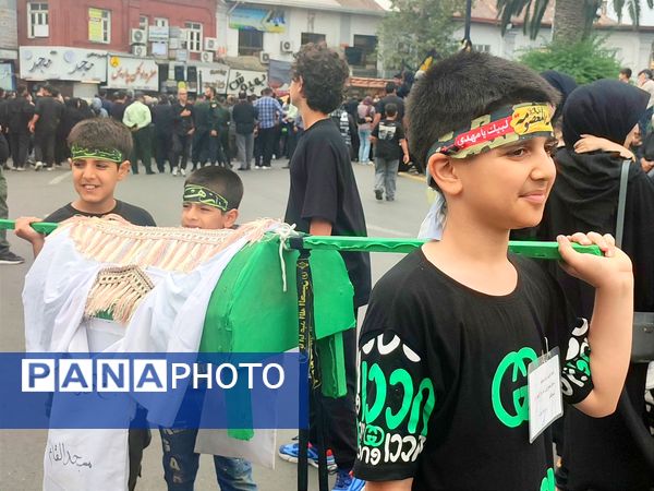 اجتماع عاشوراییان در میدان طالقانی قائمشهر