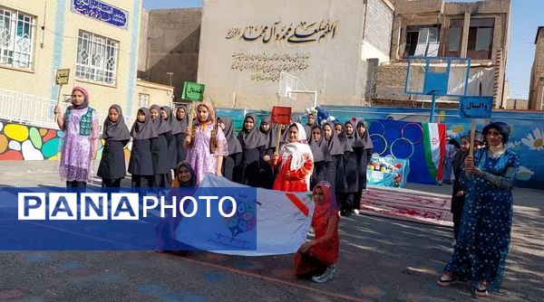 هیجان و نشاط در المپیاد درون مدرسه‌ای دبیرستان اخوان کریمی قم