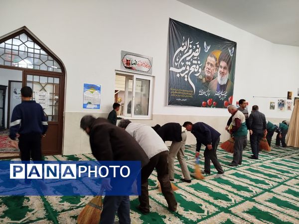 غبار روبی مسجد خاتم النبیین بیرجند به مناسبت فرا رسیدن ماه رمضان 