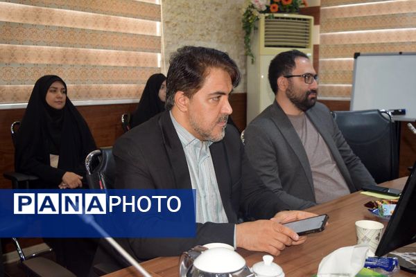 منطقه ۱۴ پیشگام قدردانی از حافظان سلامت روان دانش‌آموزان 