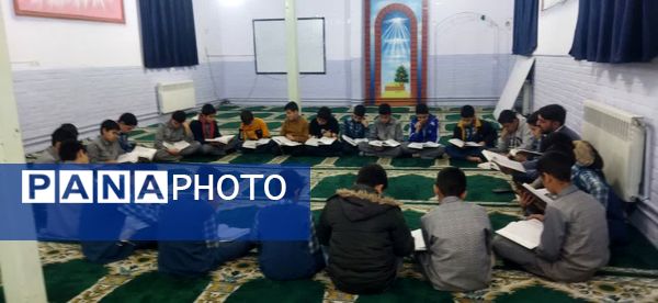 سومین جلسه گفتمان دینی در دبستان پسرانه فضیلت