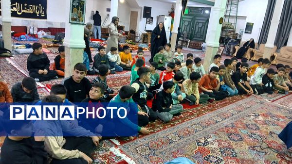 آغاز اعتکاف دانش‌آموزی پسران در مسجد فاطمه زهرا(س) شهرک سیدجمال‌الدین نظرآباد