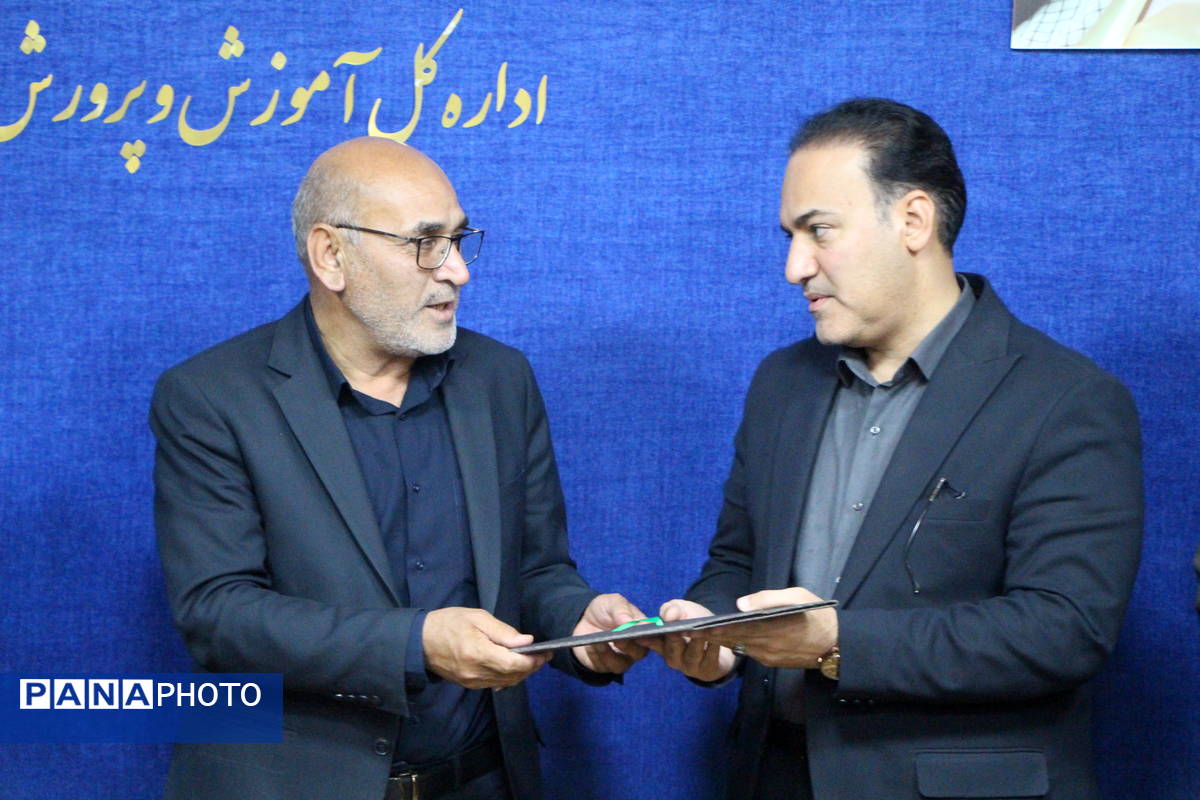 آیین تودیع و معارفه سرپست جدید سازمان دانشآموزی استان یزد