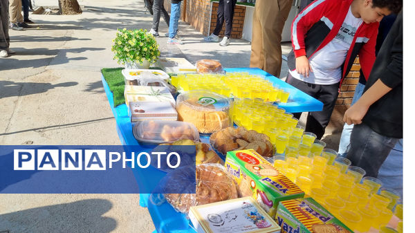برپایی موکب دانش‌آموزان مدرسه نمونه دولتی پژوهش در جشن میلاد امام حسن عسکری (ع)