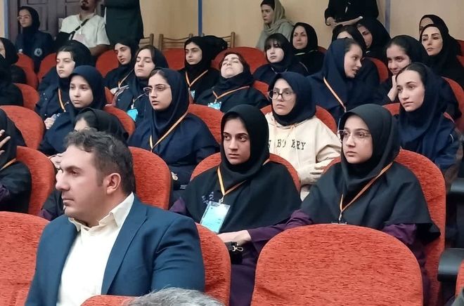 کارسوق‌های علمی فرصتی برای دیده شدن دانش‌آموزان است