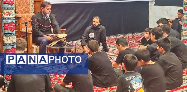 سوگواری شب چهارم محرم در مسجد امام حسین(ع) اسفراین 