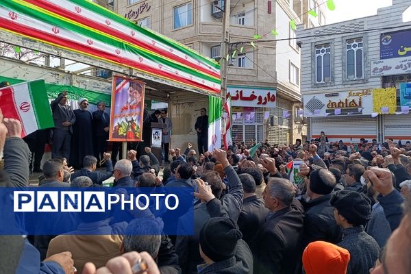 راهپیمایی باشکوه ۲۲ بهمن در اسلام آباد غرب