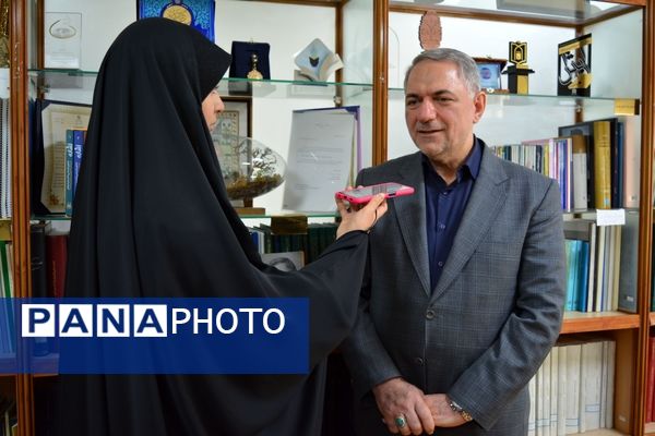 بازدید دانش‌آموز خبرنگاران پانا از دبیرخانه شورای عالی آموزش‌ و پرورش