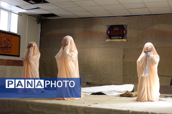 برگزاری تئاتر «یاس پژمرده» در دبیرستان سردار شهید قاسم سلیمانی