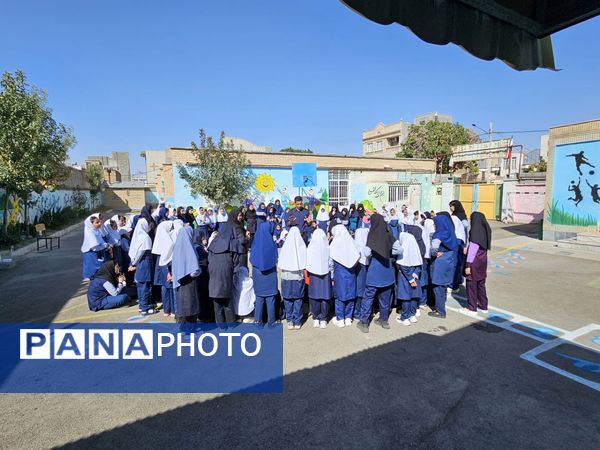 بزرگداشت روز آتش‌نشان در مدرسه شهید خاقانی شهرستان شیروان