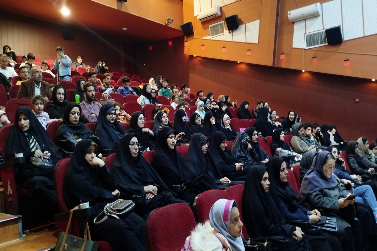 فرهنگیان ملایر، یاد شهید زین‌الدین را گرامی داشتند