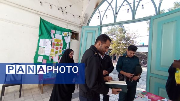 نمایشگاه قرآن ، عترت و نماز در مسجد جامع خلیل آباد 