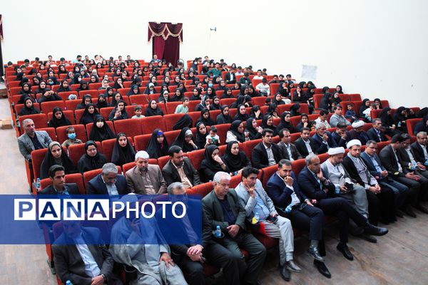 دانشجو؛ پرچم‌دار امید، آگاهی و حرکت به سوی پیشرفت