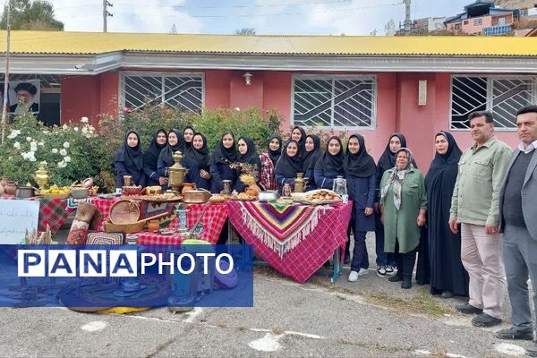 بزرگداشت هفته مازندران در دبیرستان زینبیه بلده