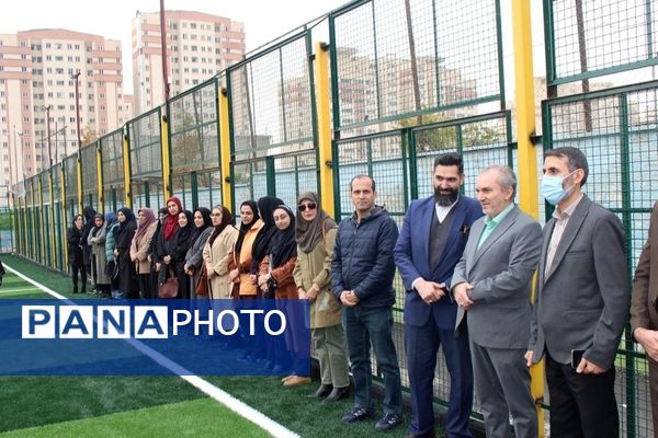 افتتاح زمین چمن مصنوعی دبستان شهدای پاسدار؛ گامی برای نشاط و سلامت دانش‌آموزان