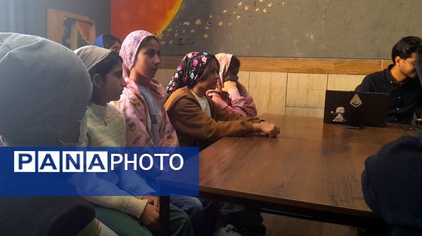 نشست بر مدار هشتم در کانون پرورشی فکری کودکان و نوجوانان