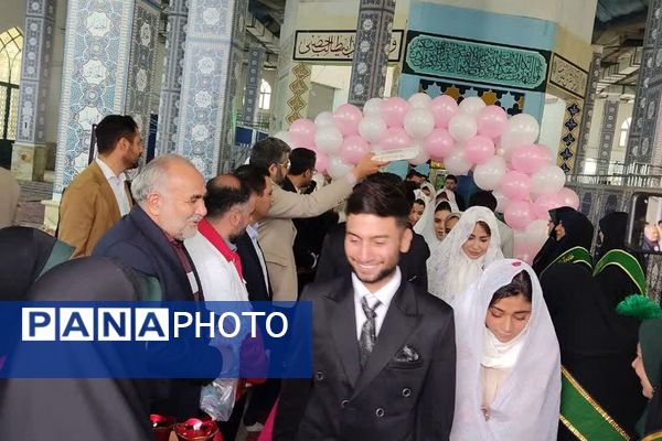ازدواج آسان در امامزاده حضرتین به مناسبت روز مادر با حضور 300 زوج