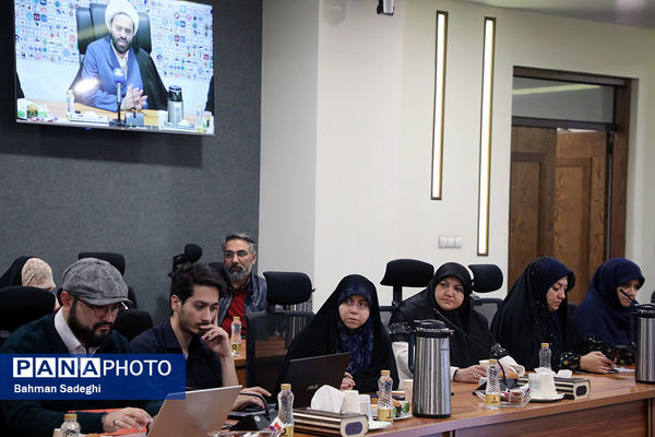 دورهمی فعالان حوزه کودک و نوجوان با معاون پرورشی و فرهنگی وزیر آموزش‌وپرورش