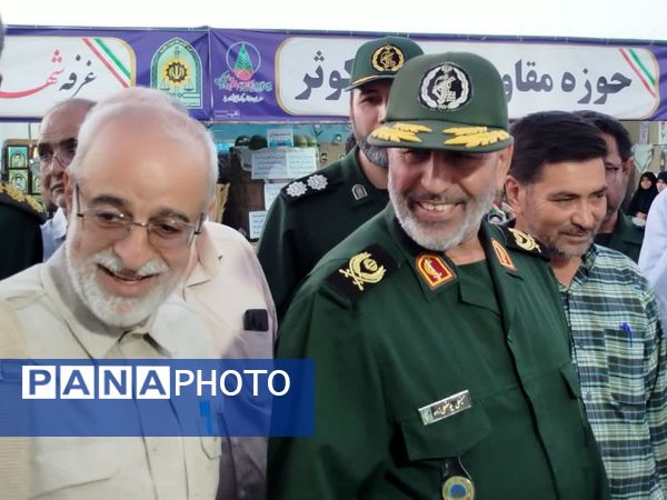  بازدید مدیرکل بنیاد حفظ آثار و نشر ارزش های دفاع مقدس خراسان رضوی از نمایشگاه  کنگره ملی شهید مدرس (ره) 
