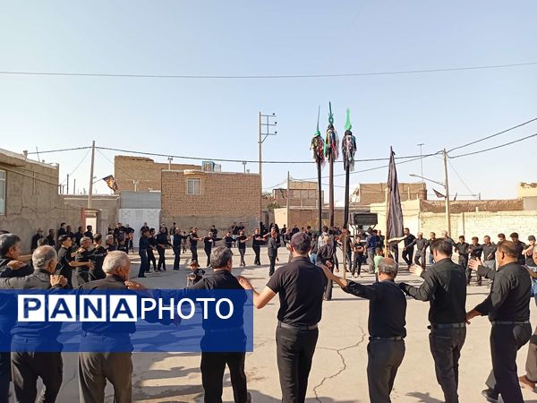 آیین سنتی"حسن - حسین"در روز اربعین حسینی در خلیل آباد