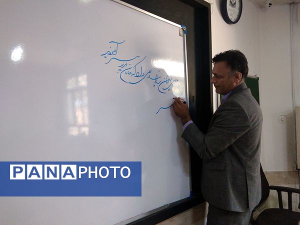 نواخته شدن زنگ مهر،زنگ خیرین و زنگ ایثار  در دبیرستان حسین ملایی