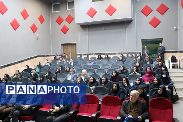 همایش توانمند سازی معاونان آموزشی مدارس آموزش و پرورش ناحیه هفت مشهد مقدس