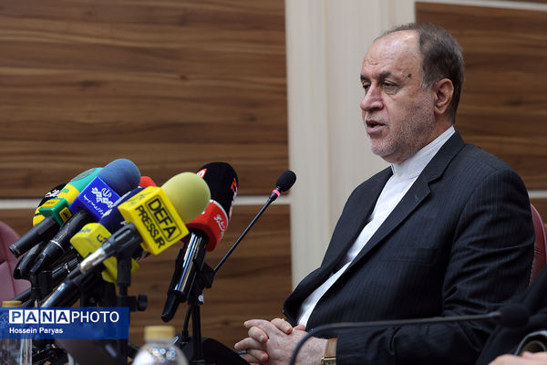 جلسه ستاد مرکزی دهه فجر انقلاب اسلامی 