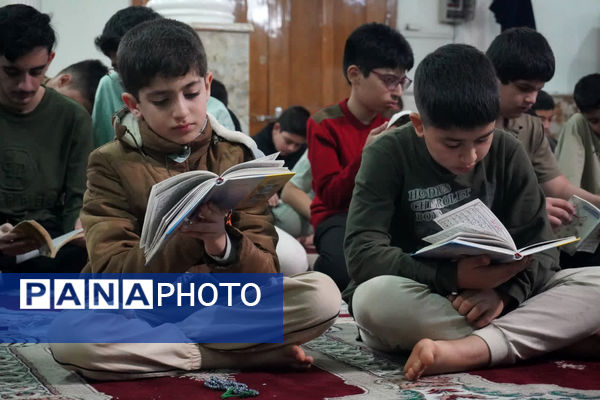 کانون اشراق، میزبان اعتکاف دانش‌آموزی در مسجد جامع بازار