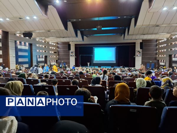 اکران فیلم سینمایی ببعی قهرمان در فرهنگسرای بعثت صفادشت