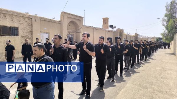 مراسم عزاداری و زنجیرزنی تاسوعای حسینی در شهر حسن آباد جرقویه علیا 