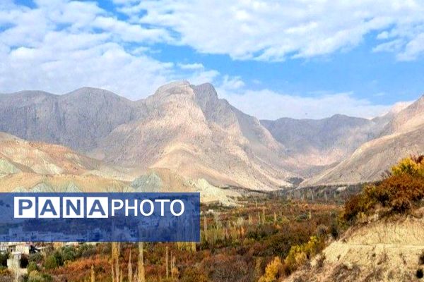 تصاویر زیبا از پاییز رنگارنگ در شهر دار السادات بار نیشابور 