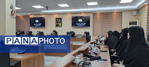 برگزاری کارگاه دانش‌افزایی دیدگاه امام خمینی (ره) به نقش سیاسی بانوان در خانواده و جامعه