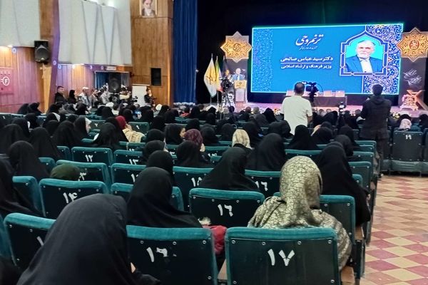 کاشمر؛ نماد پایداری ایران و کانون فعالیت‌های قرآنی  است 