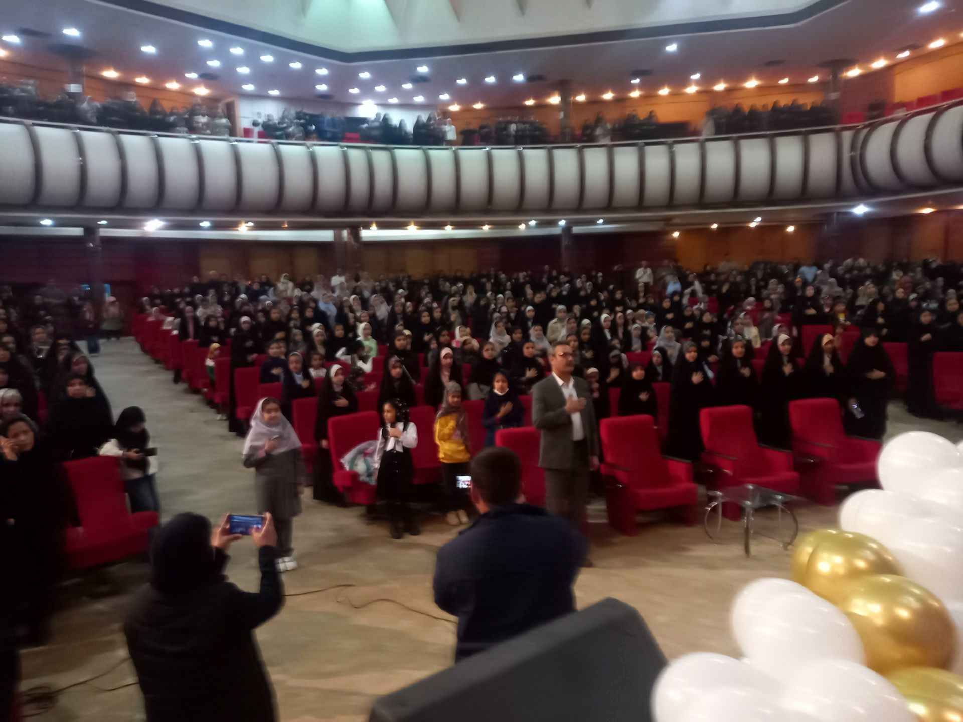 همایش من و مامانم در سالن صبا صدا سیما خراسان رضوی