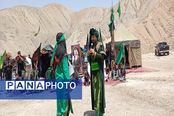 تعزیه خوانی در روز عاشورای حسینی در گلزار شهدای بار 