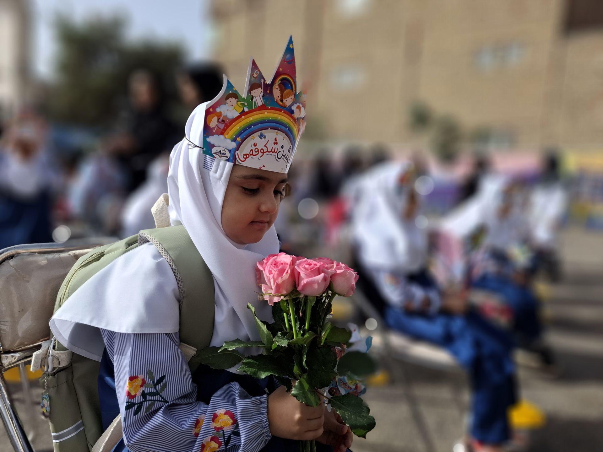 جشن شکوفه ها در دبستان مصلی نژاد