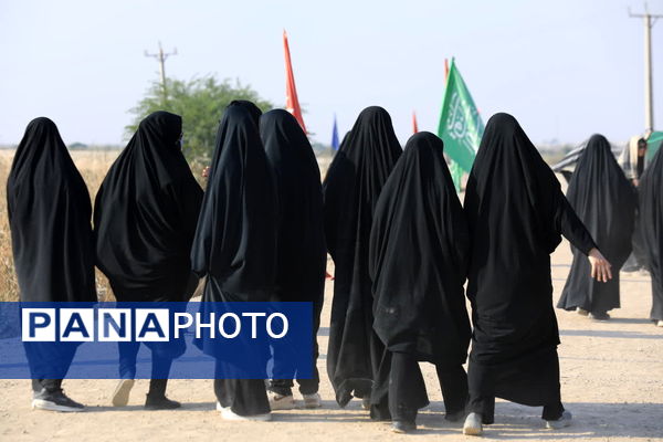 حال و هوای دختران هنرستانی قم در بازدید از یادمان‌های عملیاتی جنوب کشور