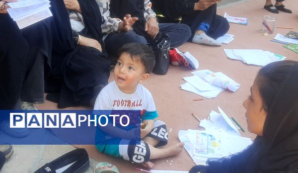 جاماندگان اربعین حسینی در  راهپیمایی حرم تا حرم نیشابور 
